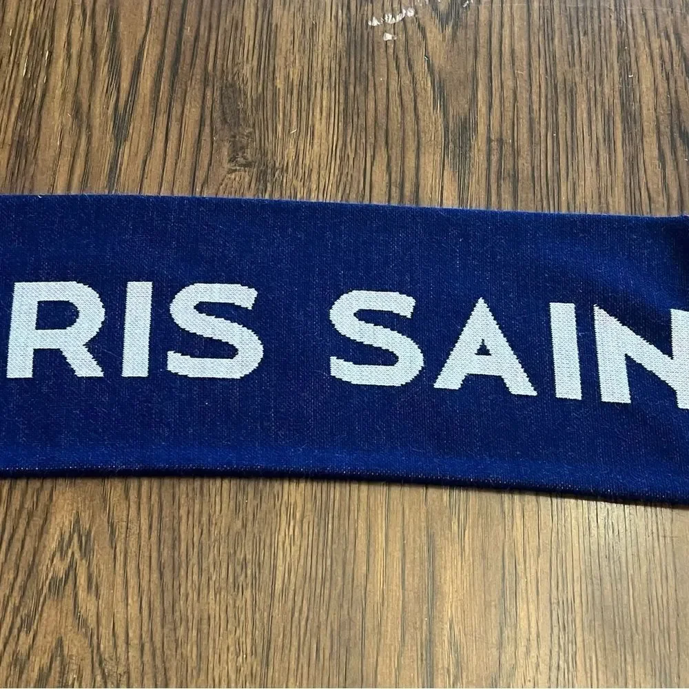 Paris Saint-Germain Scarf we are Football.